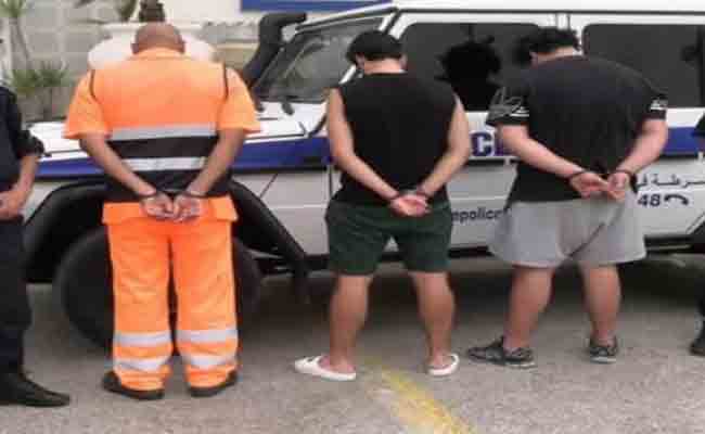 إضرام النار عمدا في أملاك عمومية يجر ثلاث أشخاص للحبس