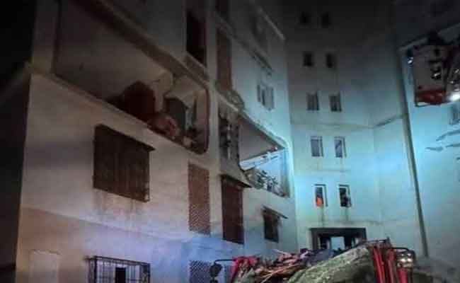 انفجار داخل عمارة سكنية يخلف قتيلا و 22 مصابا في واد تليلات بوهران