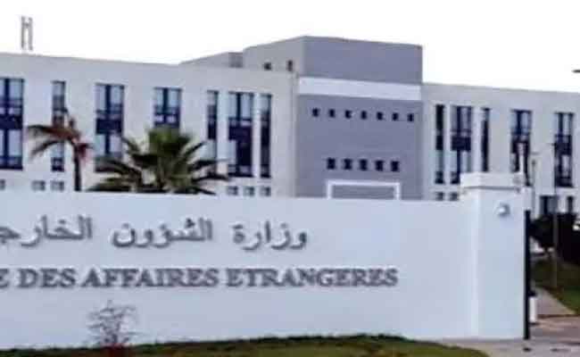 إلغاء شرط التصديق على الوثائق العمومية الأجنبية بالنسبة للجزائر ابتداء من 9 يوليوز