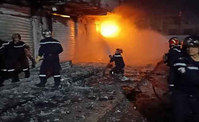 نشوب حريق في 4 محلات تجارية يخلف 7 مصابين بقسنطينة