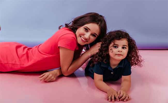5 تصرفات قد تفسد علاقتكِ مع ابنتك ما بين 10- 13 سنة من عمرها