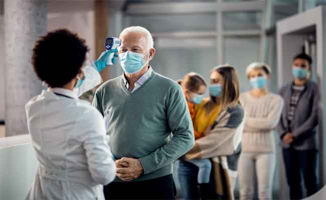 فيروس إيبولا: حقائق علمية حول طرق العدوى والأعراض وسبل الوقاية والعلاج