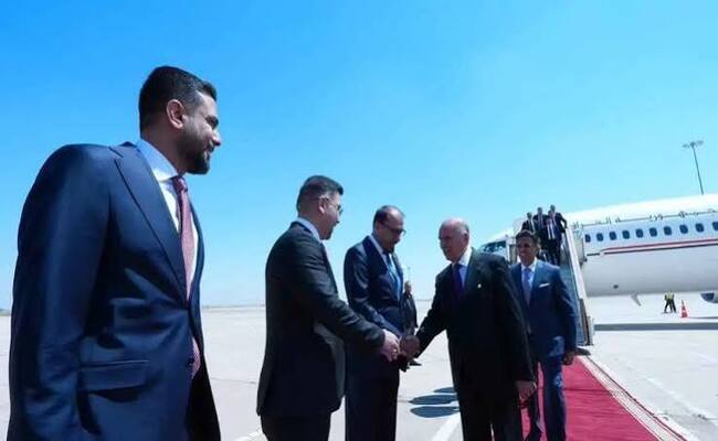 وزير الخارجية العراقي يصل إلى سوريا في زيارة رسمية