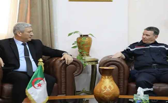 بوغلاف في زيارة تفقدية لولاية ميلة