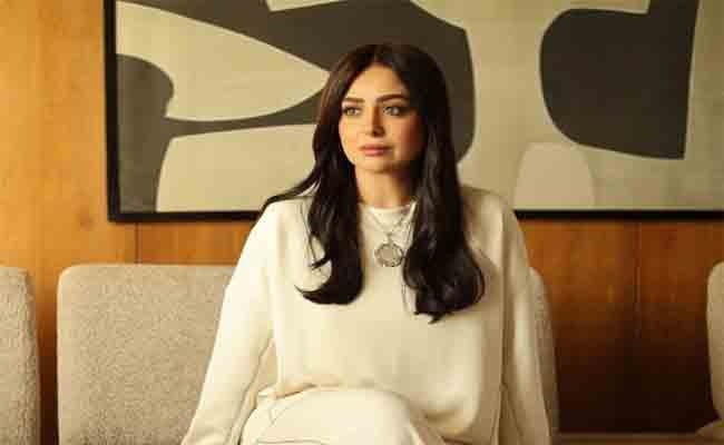 رسالة إنسانية مؤثّرة من هبة مجدي في يوم ميلادها وزوجها يدعمها