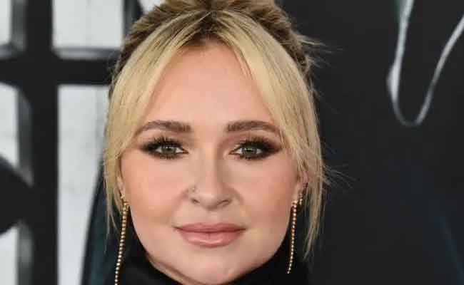 صدمة مخرج Ice Princess بعد وفاة هايدن بانتير وميشيل تراشتنبرغ…