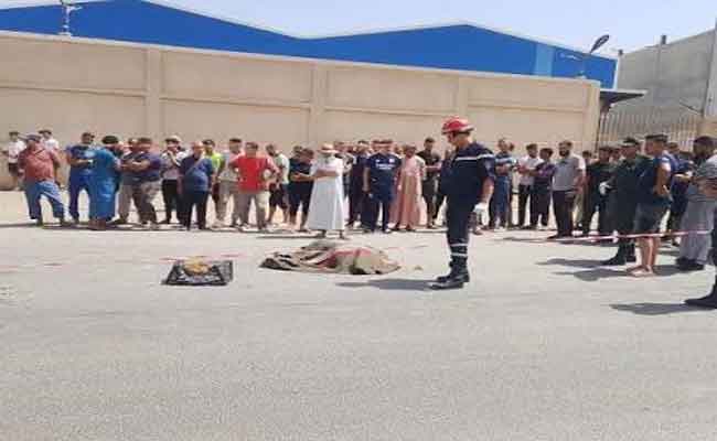 اصطدام شاحنة ودراجة نارية يخلف قتيلا ومصابان بالبويرة