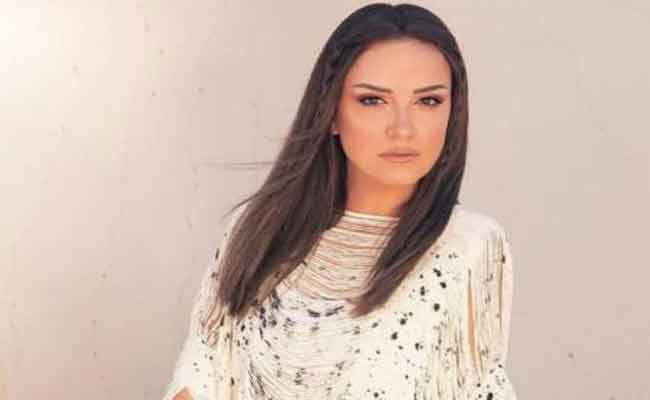 ريهام عبد الغفور: عِشت 10 سنوات من الإحباط…ومنى زكي قدوتها