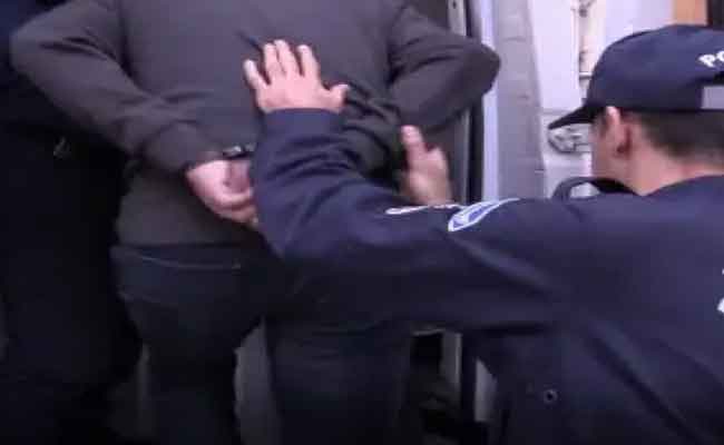 نشر منشورات مسيئة للدولة عبر مواقع التواصل الاجتماعي تجر ثلاثيني للسجن