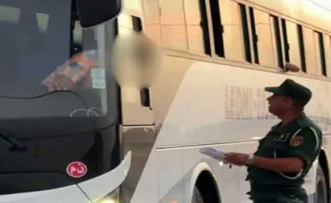 توقيف سائق حافلة عرض حياة المسافرين للخطر بباتنة