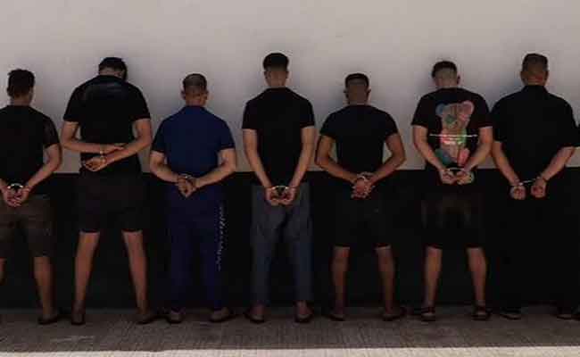 درك وهران يوقف أشخاص تورطوا في إضرام النار في مسكن بواسطة زجاجات حارقة