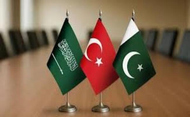 السعودية تعلن توقيع اتفاقية دفاع مشترك مع تركيا وباكستان