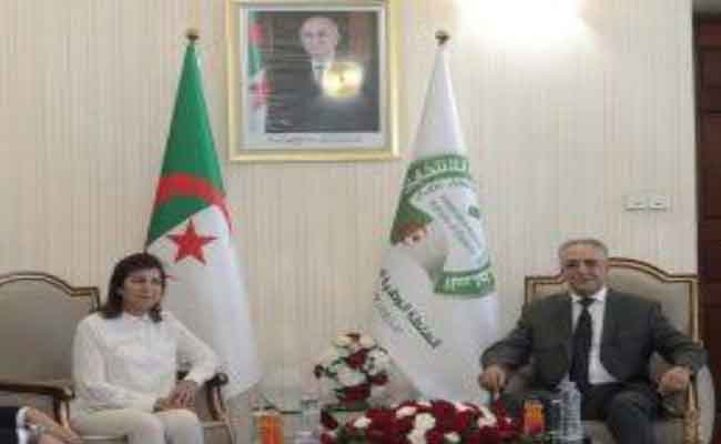 استقبال عروس رئيسة جبهة المواطنين الأحرار