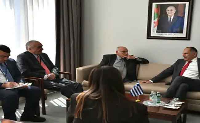 عطاف يتباحث مع نظيريه اليوناني والقبرصي