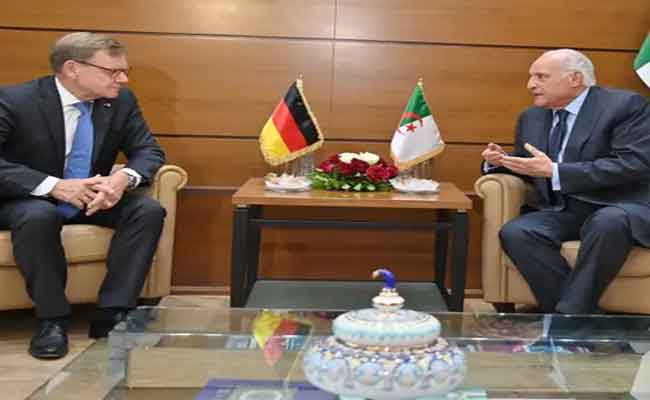 عطاف يتباحث مع نظيره الألماني توسيع الاستثمارات والشراكات