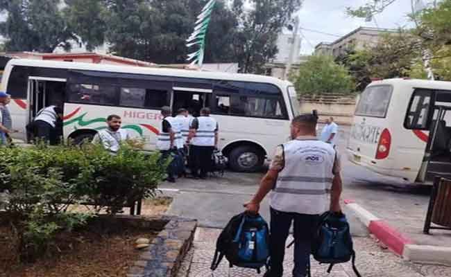 قطاع التضامن يوزع 3500 محفظة للمتضررين من الحرائق