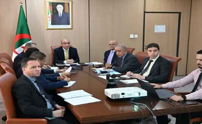 شايب يترأس اجتماعا لمتابعة جهود تطوير الخدمات القنصلية للمواطنين في الخارج…