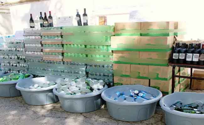 الإطاحة بـ3 أشخاص متلبسين بأزيد من 5400 وحدة من المشروبات الكحولية بقسنطينة…