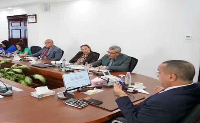 عجال يترأس اجتماعا حول ترشيد استهلاك الغاز وترسيخ ثقافة الاستهلاك العقلاني