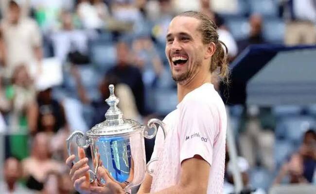لقطة طريفة…زفيريف يتفاجأ بتتويجه بلقب أمريكا المفتوحة للتنس