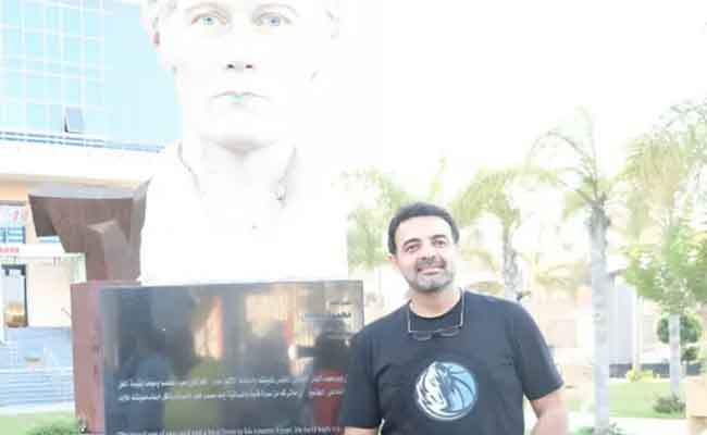 رد حاسم من عمرو محمود ياسين على شائعة إهمال والده قبل وفاته…