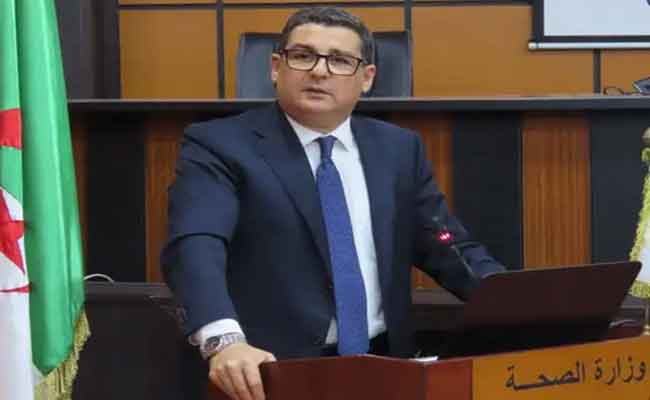 آيت مسعودان يؤكد أن الجزائر تعمل على ترسيخ الصحة العقلية من خلال إستراتيجية وطنية