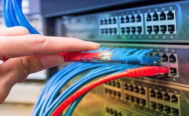 وزارة البريد تعلن عن عودة خدمة الإنترنت إلى وضعها الطبيعي