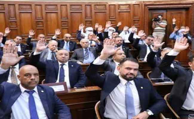 مصادقة أعضاء مجلس الأمة بالإجماع على قانون القضاء العسكري