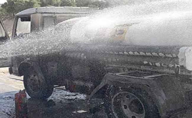 نشوب حريق في أعشاب امتد إلى محطة لنقل الكهرباء بسكيكدة