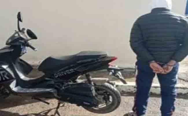 صاحب دراجة نارية مسروقة رفقة أفراد عائلته يختطفون السارق ويعتدون عليه