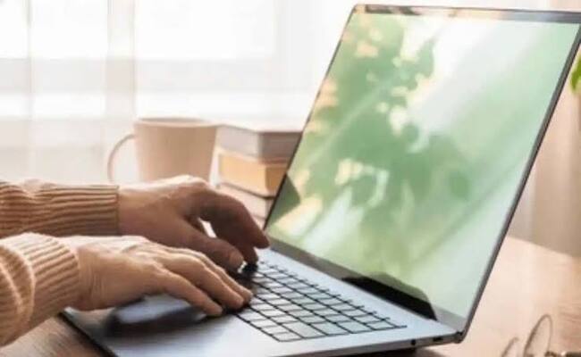 دون أن تذكر اسمك…طريقة كتابتك قد تكشف هويتك