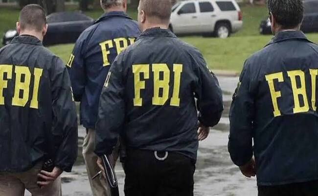 اختراق إلكتروني يكشف بيانات آلاف من موظفي “FBI”