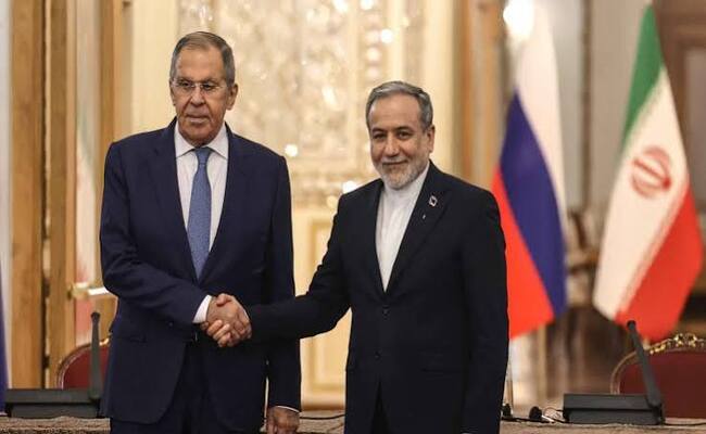 لافروف من طهران: تعاوننا مع إيران يتوسع وبوتين قد يلتقي بزشكيان قريباً