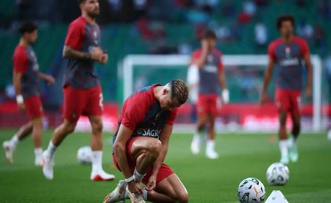 رونالدو يغادر تدريب البرتغال مستقلاً شاحنة صغيرة…