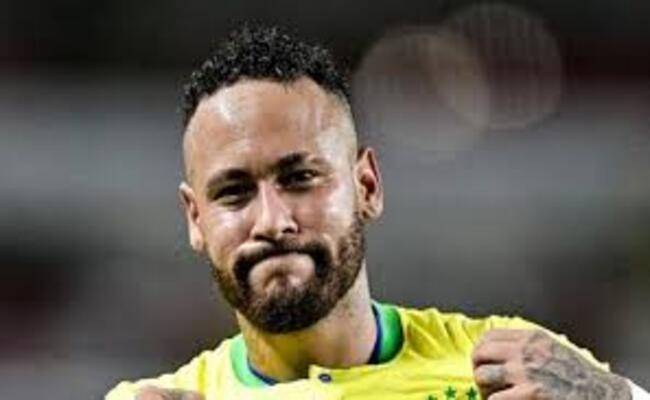 نيمار يطالب الجماهير بالعودة إلى دعم الفريق وتشجيعه